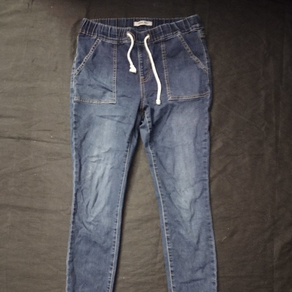Satin Doll Skinny Premium Denim Crop Jeans Size 5
